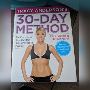 Tracy Anderson Method Hardcover Book + DVD Incl.
